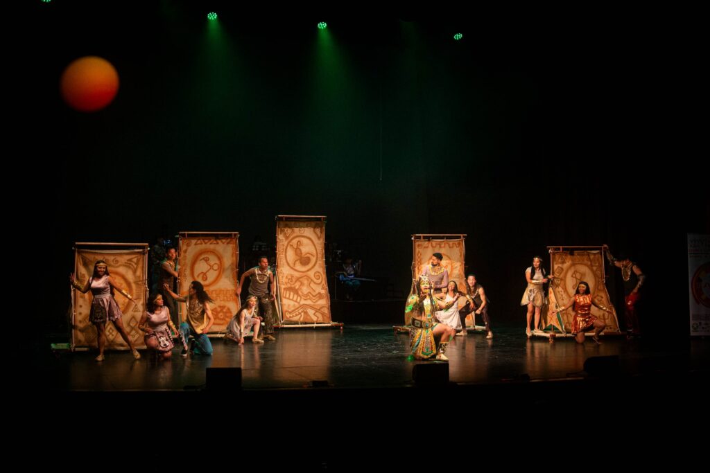 Montaje Teatral Comunitario